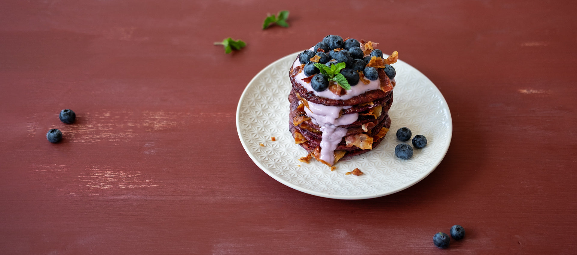 Dorayaki con pancetta e mirtilli