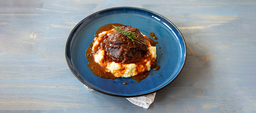 Polenta con spezzatino di salsiccia
