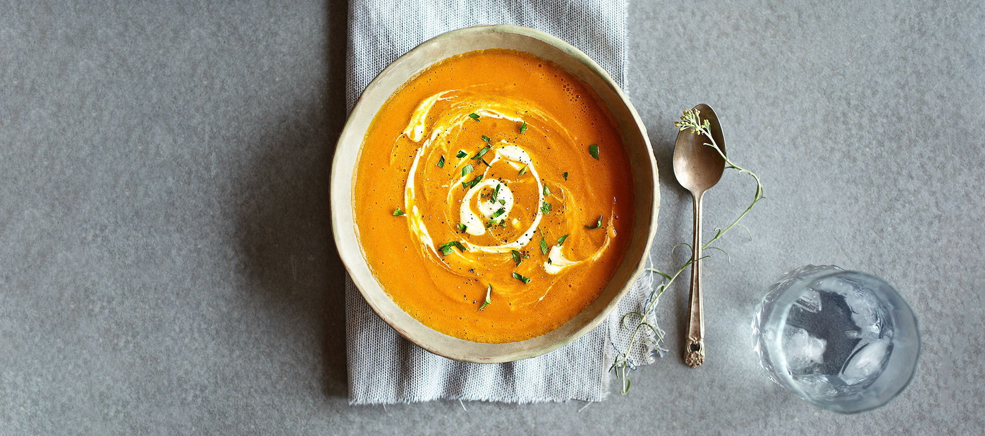 Kürbis-Karotten-Curry-Cremesuppe