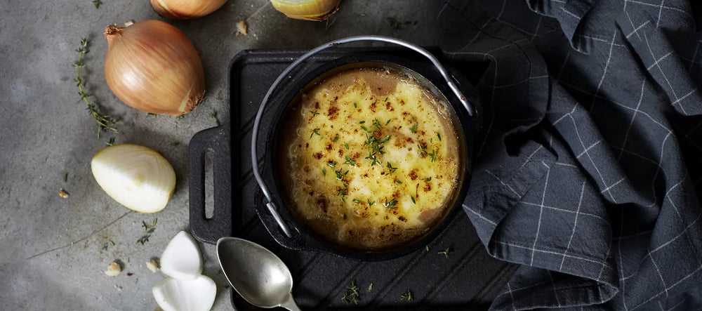 Zuppa di cipolle gratinate al groviera