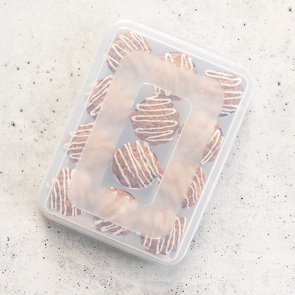 Form für 12 Muffins mit Deckel nordic ware NW 45593 Kunzi Shop 3