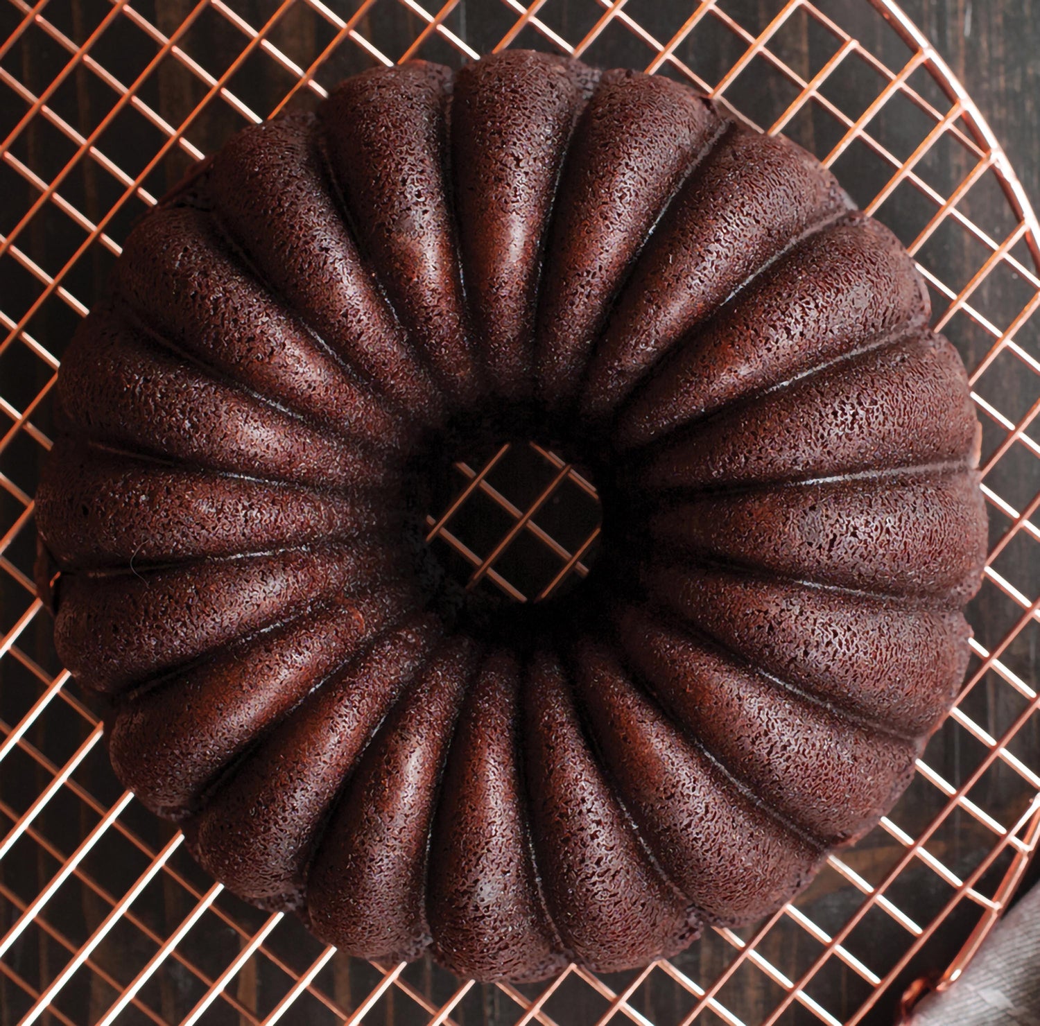 Elegant Party Bundt Pan nordic ware NW 58677 Kunzi Shop 2