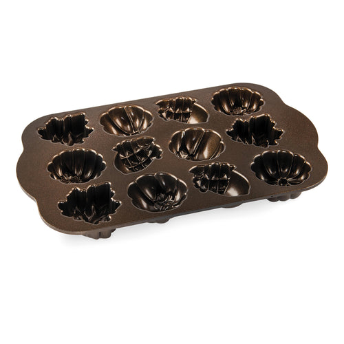 Autumn Delights Cakelet Pan nordic ware NW 92048 Kunzi Shop