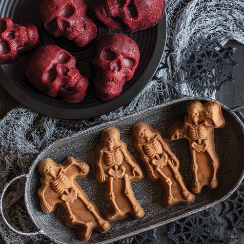 Spooky Skeleton Cakelet nordic ware NW 93548 Kunzi Shop