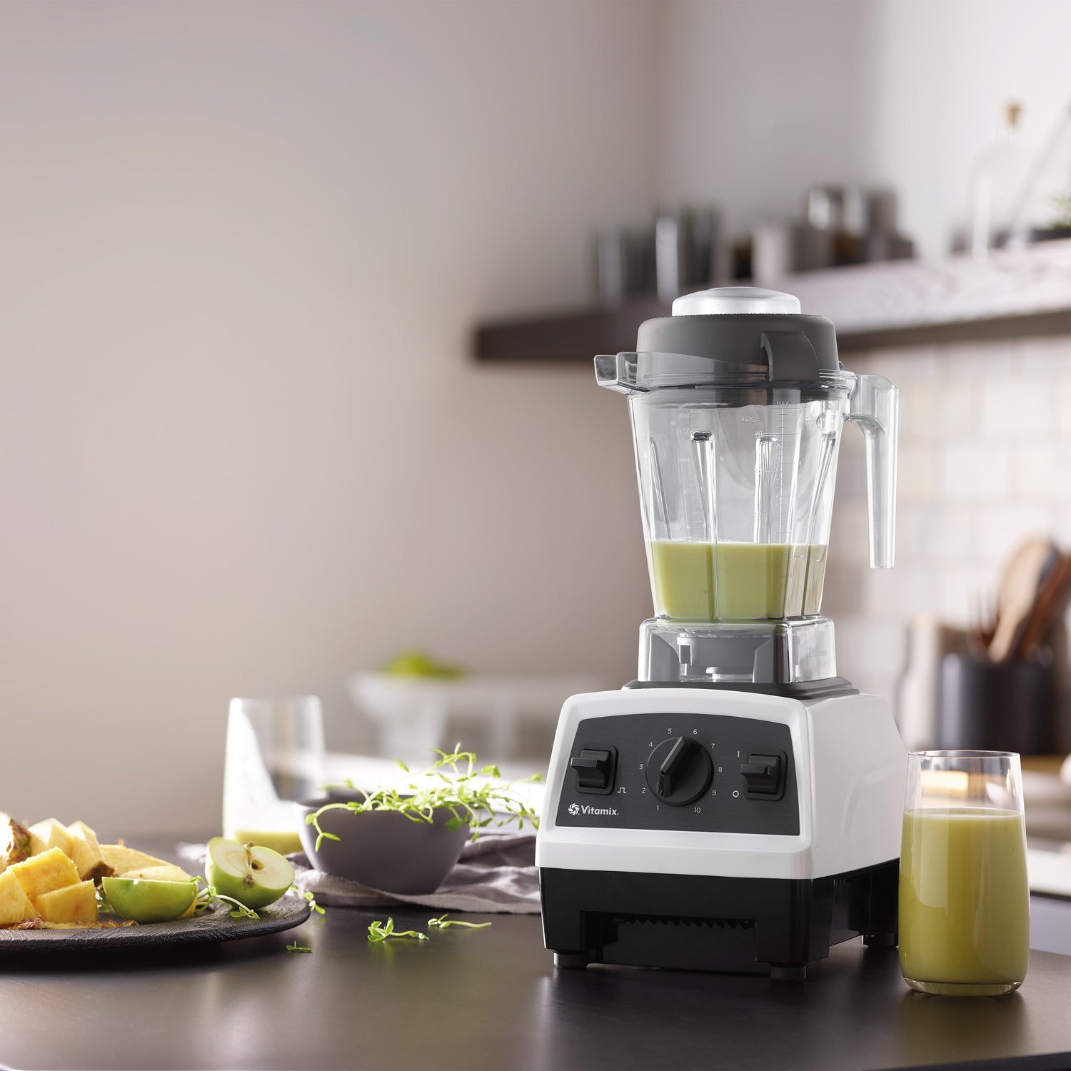 Vitamix E310 Explorian Mixer Weiss vitamix VTX E310 WH Kunzi Shop 2